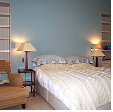 Another room after it had been decorated
